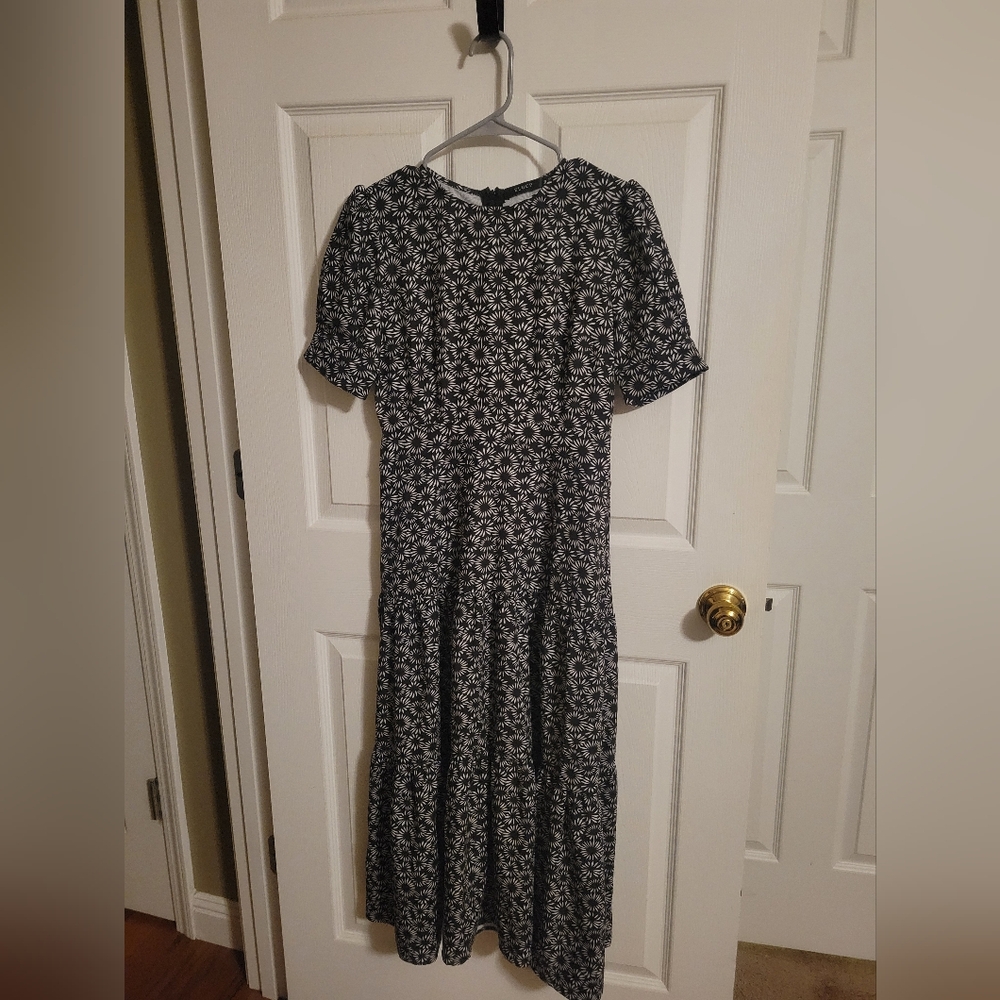 Adorable Black and White Floral Dress